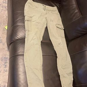 Nice pant. Super comfortable.